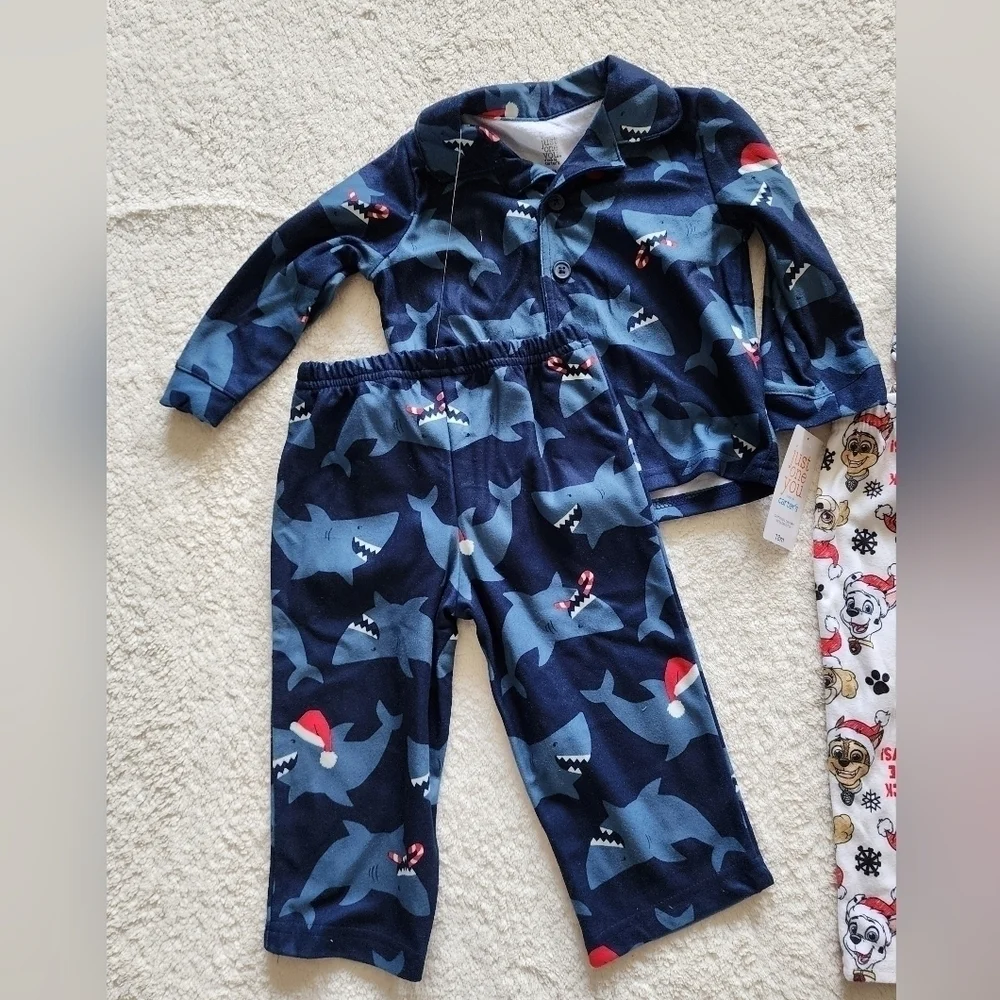 Nwt toddler boy/ girl Christmas pajamas bundle size 2t Baby shark and Paw patrol